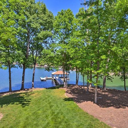 מורסוויל Lake Norman Retreat With Dock About 1 Mi To Marina! מראה חיצוני תמונה